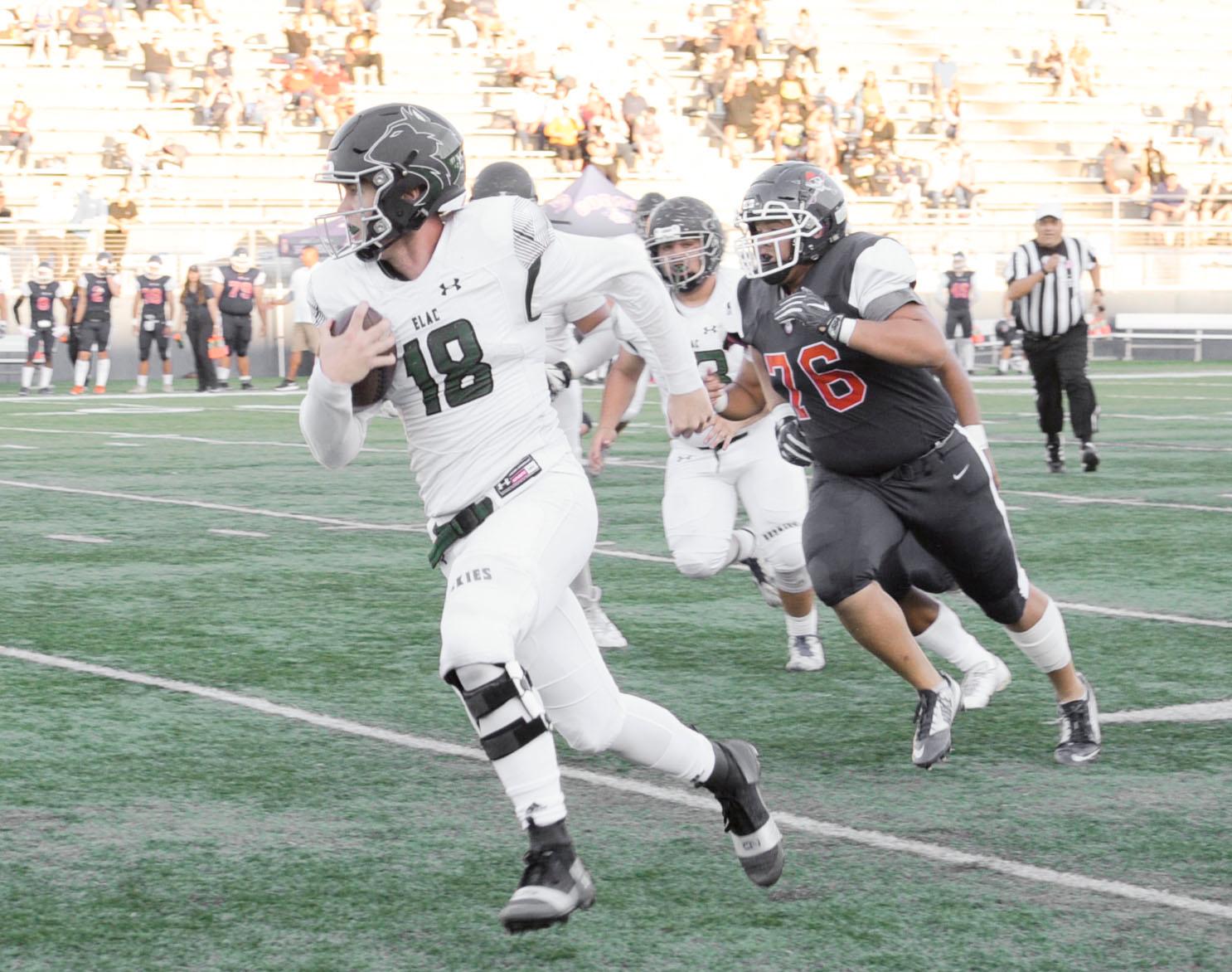 Huskies Race Out to Big Lead, Control Orange Coast for First Win of 2019