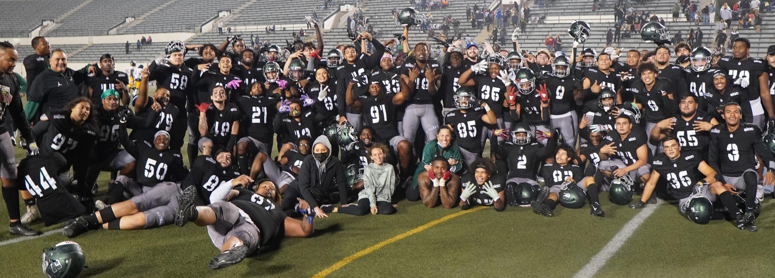 Huskies Earn Invite to Beach Bowl at El Camino