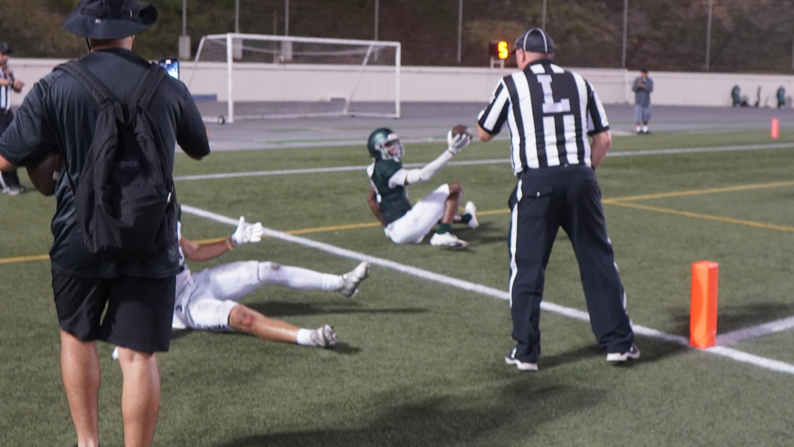 Huskies Battle, Suffer Double-OT Heartbreaker