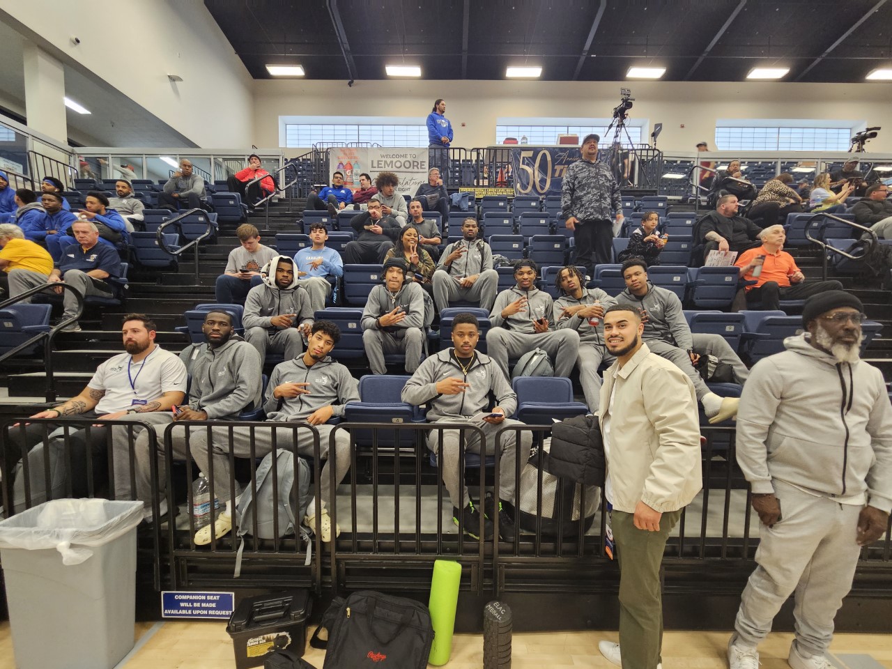 Huskies celebrate win over San Jose City College