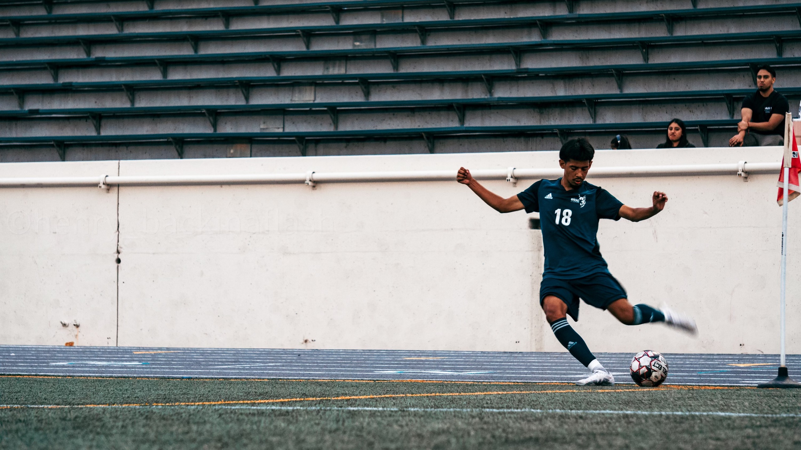 Hard-Fought Tie Snaps 11-Year Streak in Conference Home-Opener