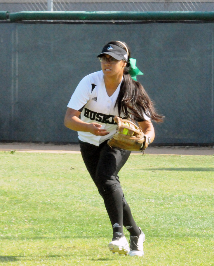 2014-15 Women's Softball Photo Gallery