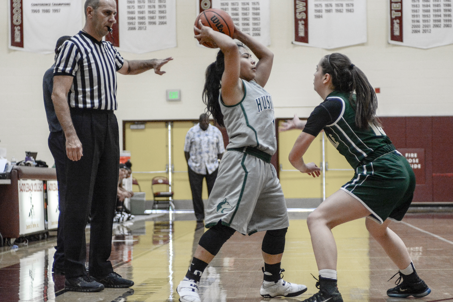 The undefeated Lady Huskies (6-0) won the Saddleback College Lady Gaucho Classic women's basketball tournament with a 62-57 win vs. host Saddleback. (Photo by Tadzio Garcia)