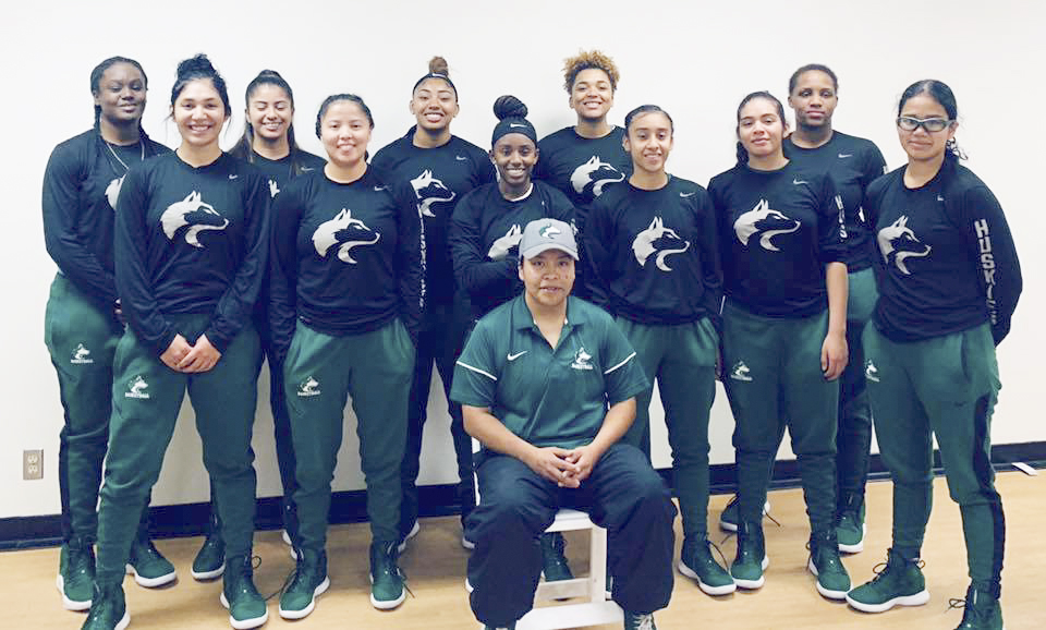 Huskies women&rsquo;s basketball defeats Riverside 79-71